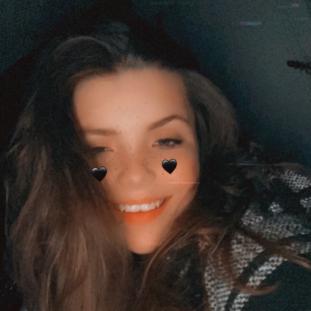 Meet your Posher, Leah